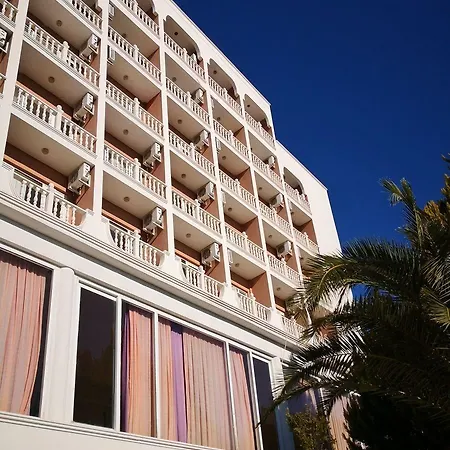 Hotel Vois Beach 3*